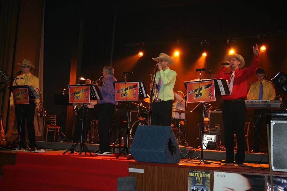 Starovar Band - Maturitn ples ITE Sokolov - MDK Sokolov